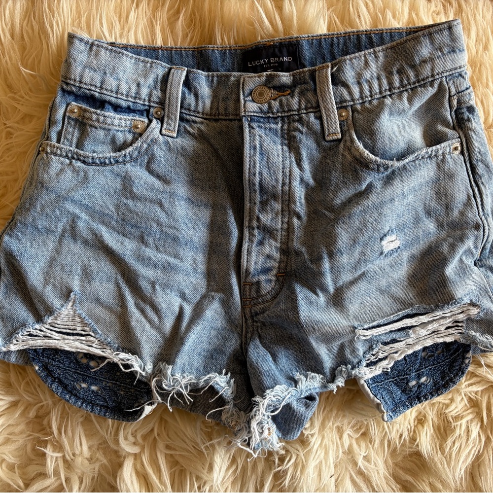 Lucky Brand Shorts Women's 2 26 Mom High Rise Raw Hem Distressed Denim Pocket